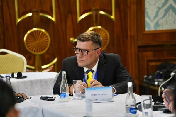 Форум собрал руководителей ведущих аналитических центров, представителей академических кругов из стран-участниц, наблюдателей и партнеров по диалогу Шанхайской организации сотрудничества - Sputnik Кыргызстан