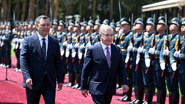 Госвизит президента Узбекистана в Кыргызстан - Sputnik Кыргызстан