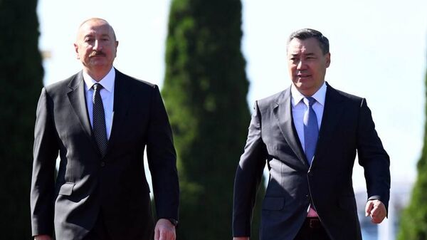 Госвизит президента Азербайджана в Кыргызстан - Sputnik Кыргызстан