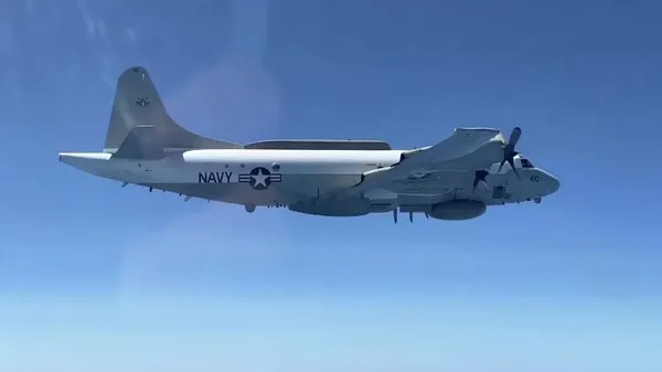 Истребитель Су-30 сопроводил самолет-разведчик ВВС США над Черным морем - Sputnik Кыргызстан