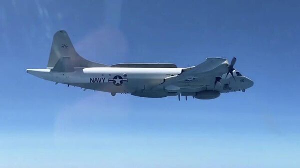 Истребитель Су-30 сопроводил самолет-разведчик ВВС США над Черным морем - Sputnik Кыргызстан