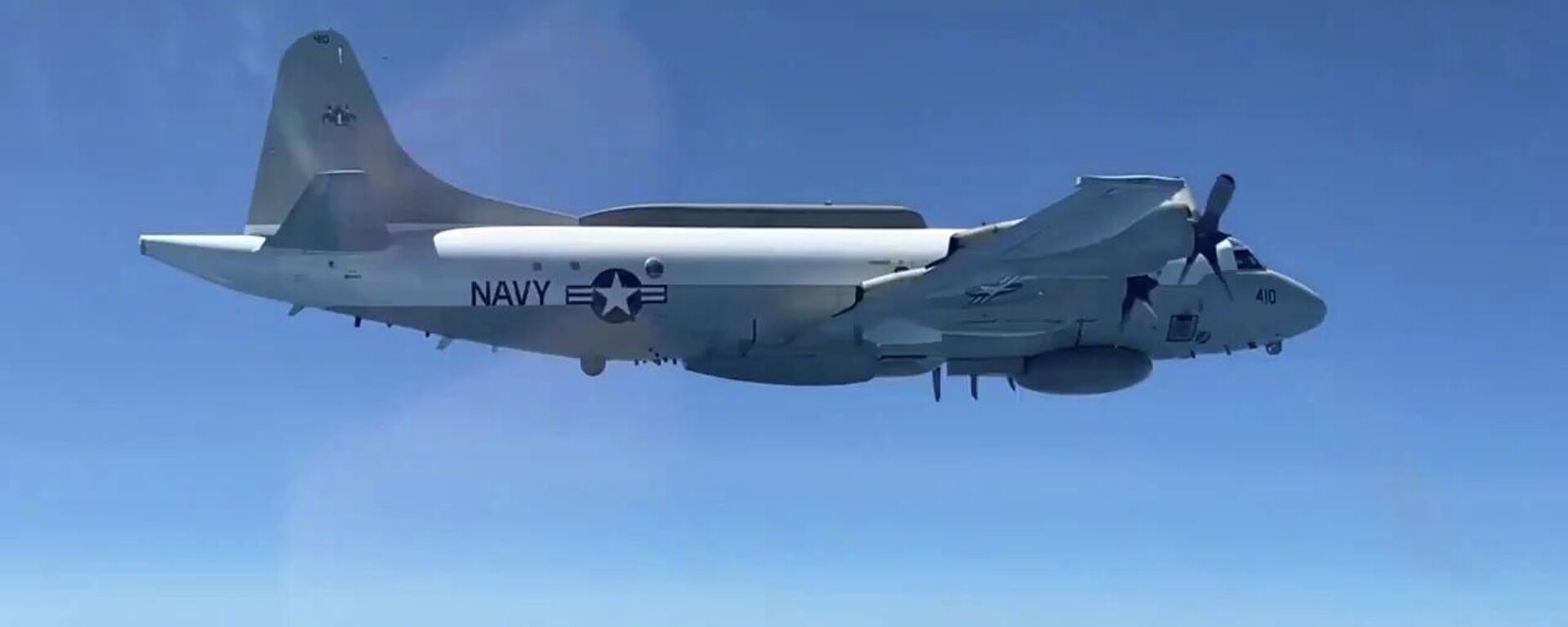 Истребитель Су-30 сопроводил самолет-разведчик ВВС США над Черным морем - Sputnik Кыргызстан, 1920, 06.08.2026