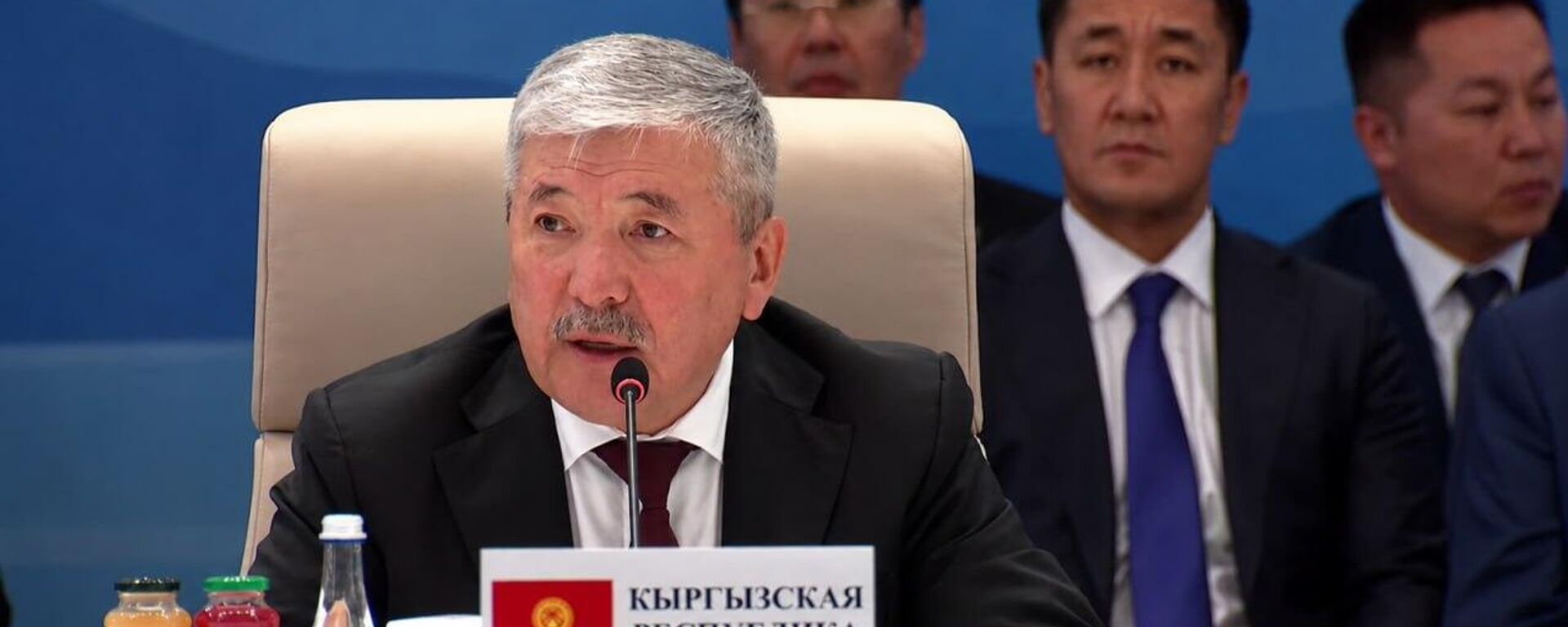Председатель Кабинета министров КР Адылбек Касымалиев принимает участие в заседании Евразийского межправительственного совета. Кыргызстан, Чолпон-Ата  - Sputnik Кыргызстан, 1920, 07.08.2026