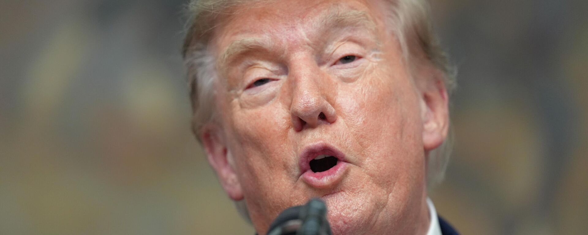 Президент США Дональд Трамп - Sputnik Кыргызстан, 1920, 20.08.2026