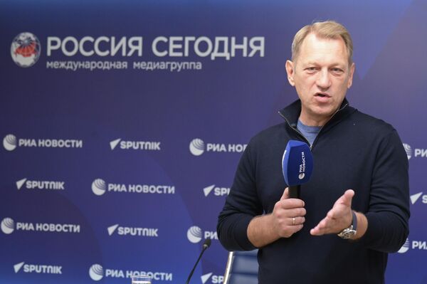 С 17 по 21 августа ведущие сотрудники агентства проводили лекции и мастер-классы по ключевым направлениям современной медиаиндустрии - Sputnik Кыргызстан