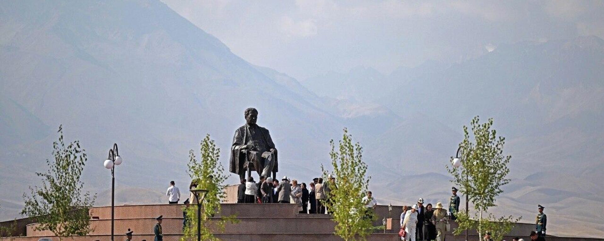 Таластын Шекер айылында “Айтматов ааламы” маданий-тарыхый мемориалдык музей-комплекси ачылды - Sputnik Кыргызстан, 1920, 12.09.2026