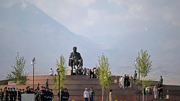 Таластын Шекер айылында “Айтматов ааламы” маданий-тарыхый мемориалдык музей-комплекси ачылды - Sputnik Кыргызстан