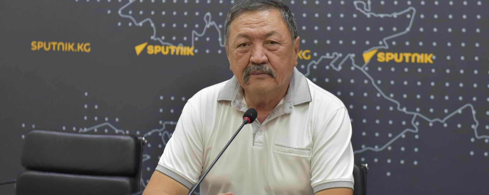 Улуттук госпиталдын №3 неврология бөлүмүнүн башчысы, медицина илимдеринин доктору Жамал Тургунбаев  - Sputnik Кыргызстан, 1920, 17.09.2026