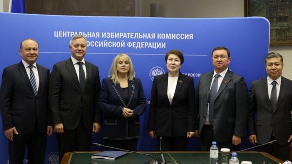 Парламентарии Кыргызстана ведут наблюдение за выборами в Государственную Думу России - Sputnik Кыргызстан