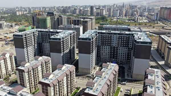 Садыр Жапаров принял участие в торжественном открытии жилого комплекса Асман Резиденс-1 - Sputnik Кыргызстан