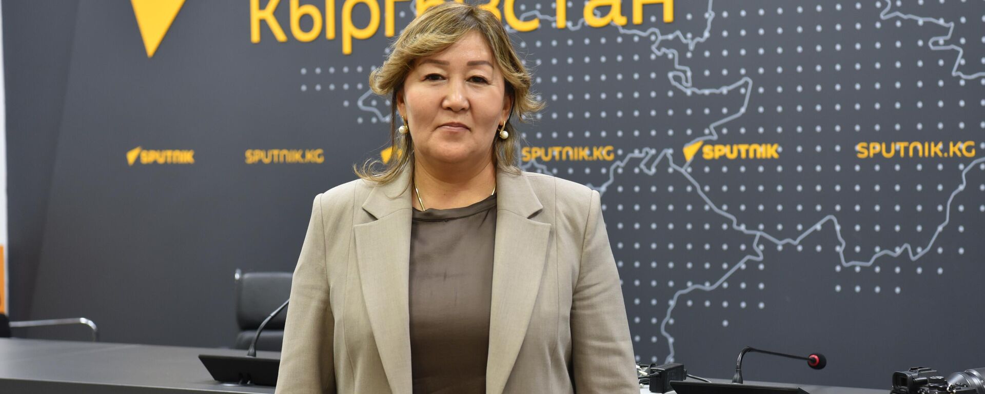 Республикалык иммунопрофилактика борборунун директорунун милдетин аткаруучу Гүлнара Жумагулова - Sputnik Кыргызстан, 1920, 25.09.2026
