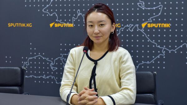 Корреспондент и ведущая радио Sputnik Кыргызстан Аяна Бекболот кызы - Sputnik Кыргызстан