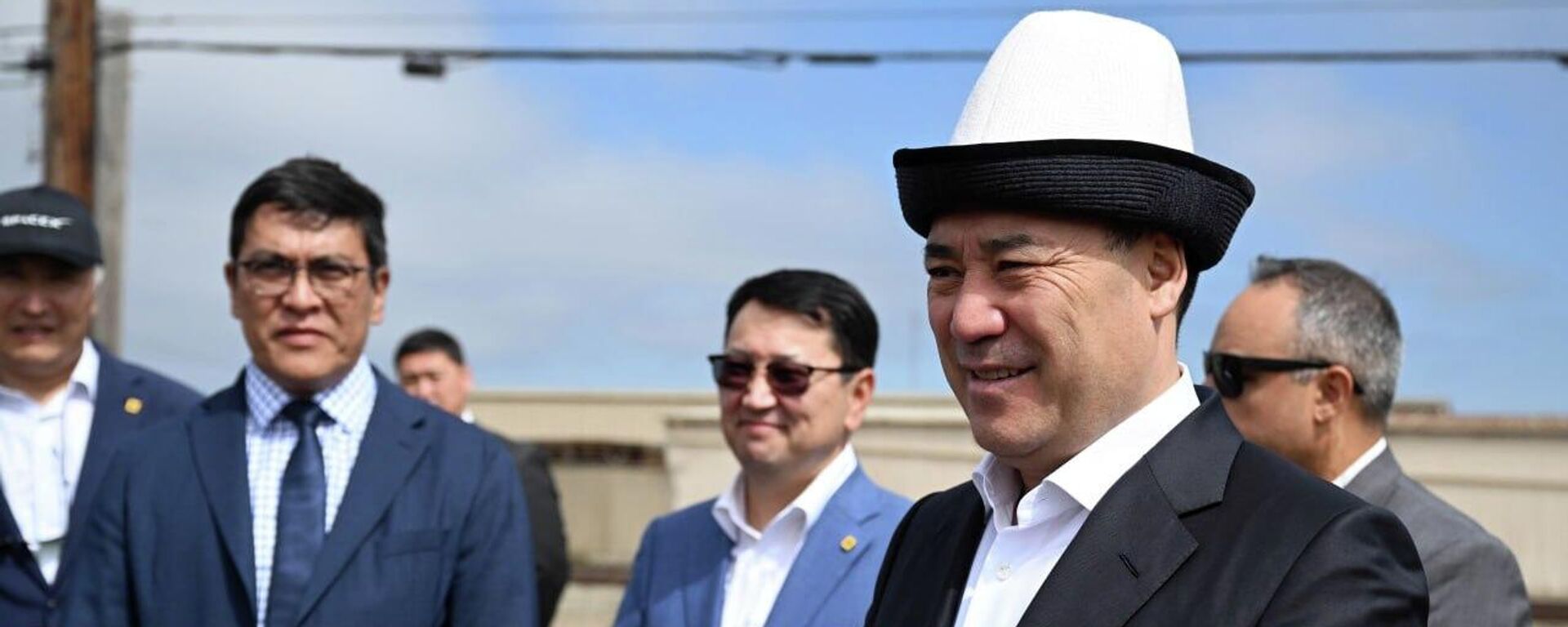 Садыр Жапаров 1-октябрда АКШнын Калифорния штатында өлкөнүн алгачкы спутнигин орбитага чыгаруу салтанатына катышты - Sputnik Кыргызстан, 1920, 02.10.2026