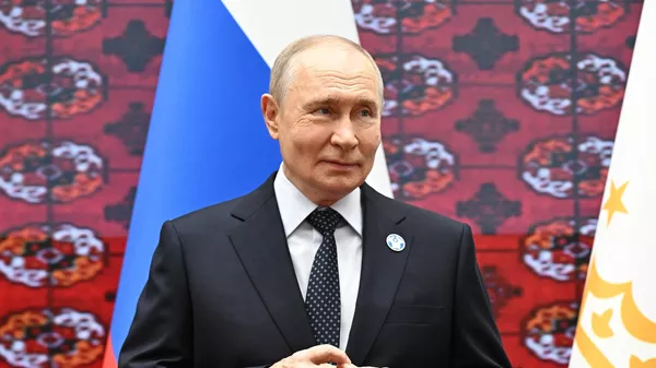 Путин на саммите глав государств СНГ в Туркменистане - Sputnik Кыргызстан
