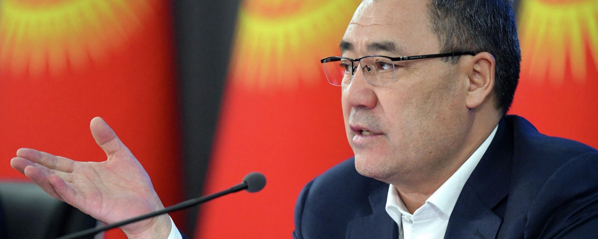 Президент Садыр Жапаров встретился с жителями Базар-Коргонского района - Sputnik Кыргызстан, 1920, 28.10.2026