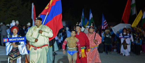 Первые Всемирные Игры Кочевников на берегу Иссык-Куля. Архивное фото - Sputnik Кыргызстан