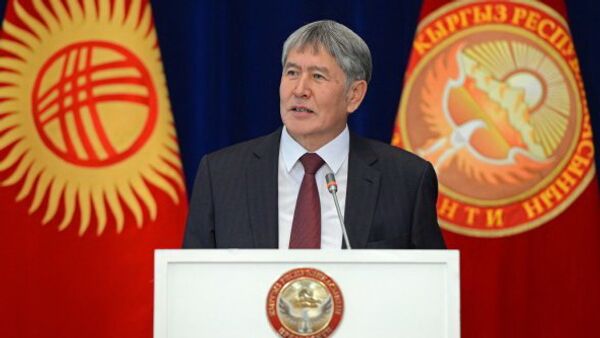 Атамбаев - Sputnik Кыргызстан