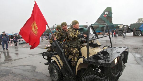 Арихив: 10-летие открытия базы ОДКБ в городе Кант в Киргизии - Sputnik Кыргызстан
