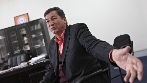 Архивное фото заочно осужденного Джалал-Абадским судом за организацию межэтнического конфликта на юге страны в июне 2010 года Кадыржан Батыров - Sputnik Кыргызстан