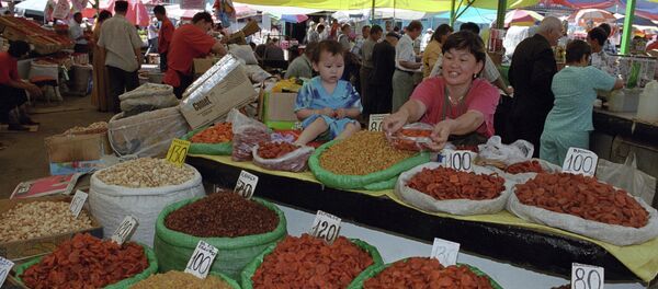 Ошский рынок. Ахрхивное фото - Sputnik Кыргызстан