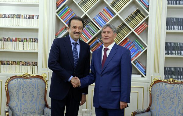 Президент КР встретился с премьер-министром Казахстана. - Sputnik Кыргызстан
