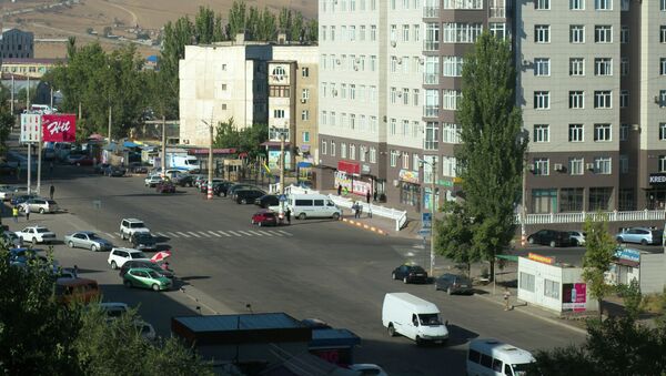 Перекресток в Бишкеке. Архивное фото - Sputnik Кыргызстан