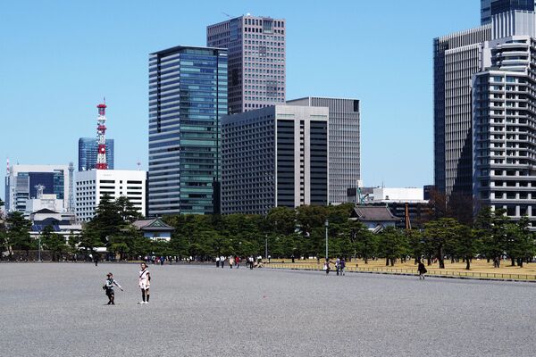 Вид на офисные здания в городе Токио. Архивное фото - Sputnik Кыргызстан