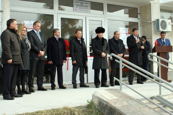 В Оше открыли центр трудоустройства за рубежом - Sputnik Кыргызстан