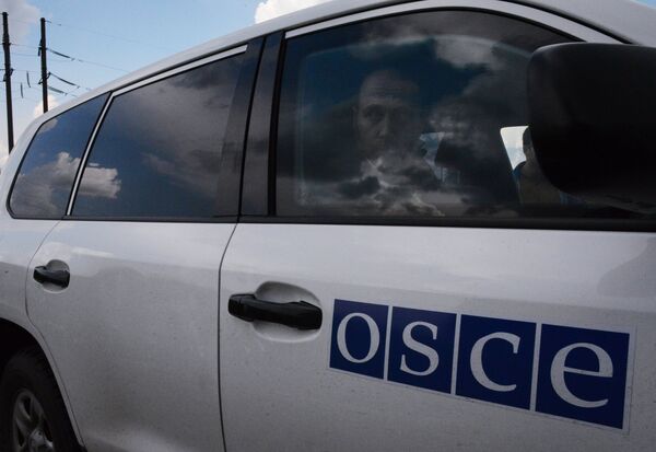 Наблюдатели ОБСЕ. Архивное фото - Sputnik Кыргызстан