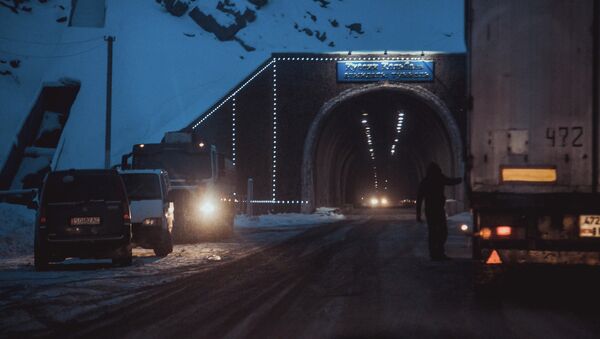 Туннель имени К. Кольбаева на трассе Бишкек - Ош. Архивное фото - Sputnik Кыргызстан