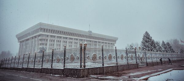 Здание Жогорку Кенеша. Архивное фото - Sputnik Кыргызстан