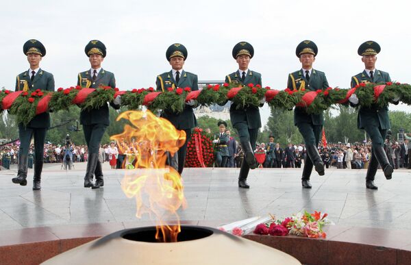 Архив: Празднование Дня Победы в Бишкеке - Sputnik Кыргызстан