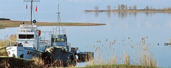 Озеро Иссык-Куль Озеро Иссык-Куль - Sputnik Кыргызстан