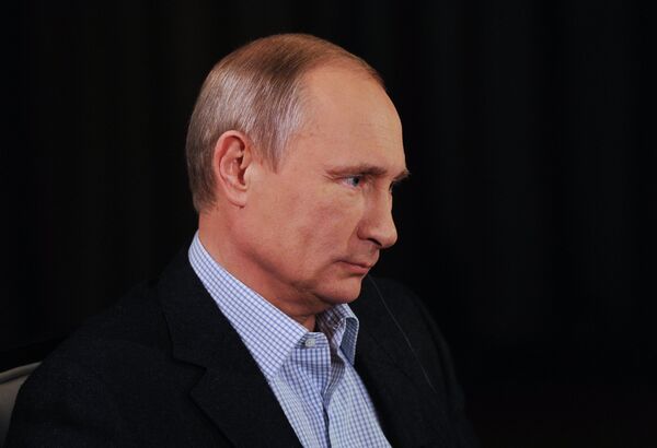 Архив: В.Путин дал интервью немецкому телеканалу ARD - Sputnik Кыргызстан