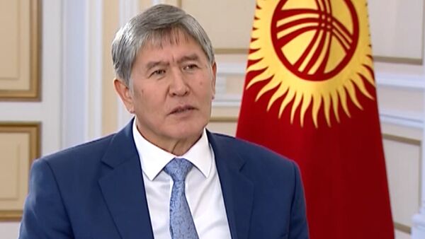 Президент Алмазбек Атамбаев Бажы биримдигине кирүүнүн себептерин айтты - Sputnik Кыргызстан