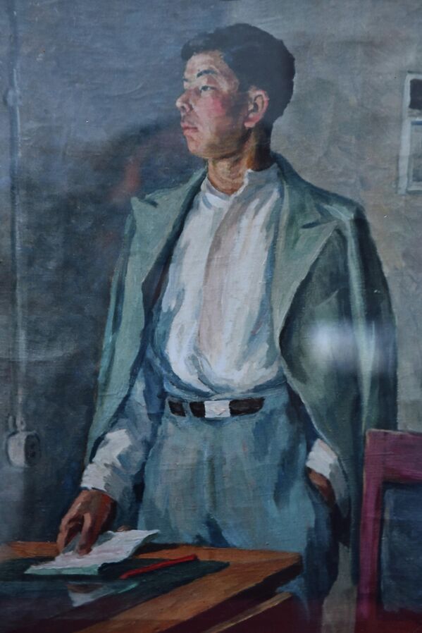 Алыкул Осмоновдун портрети. Художник Гапар Айтиев. Бул жылдар акындын таланты ташкындап, поэзия мухитинде жүргөн учуру сымал. - Sputnik Кыргызстан