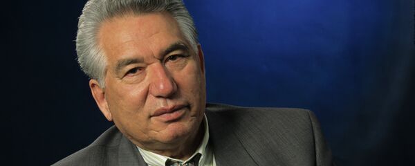 Народный писатель Чынгыз Айтматов. Архивное фото - Sputnik Кыргызстан