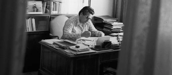 Залкар акын Чыңгыз Айтматов. Архив - Sputnik Кыргызстан