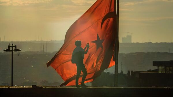 Антиправительственные выступления против исламизации Турции - Sputnik Кыргызстан