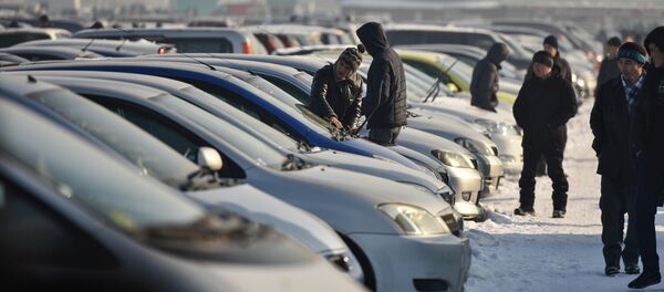 Авторынок РИОМ. Архивное фото - Sputnik Кыргызстан