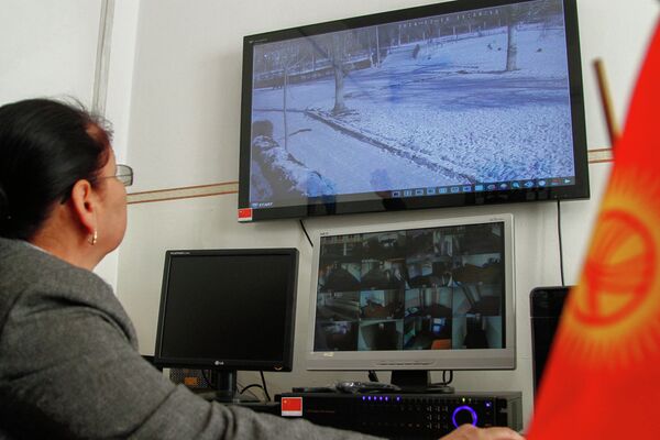Аржив: в школе-гимназии № 69 установлены новые камеры - Sputnik Кыргызстан