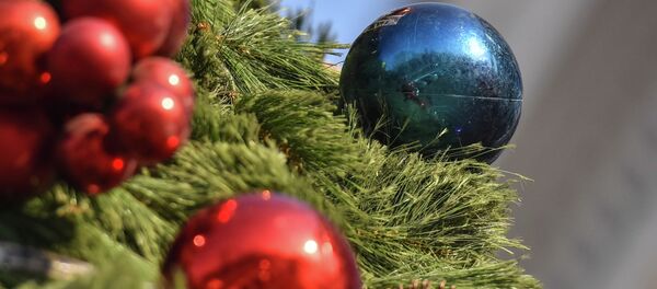 Жаңы жылдык балаты. Архив - Sputnik Кыргызстан