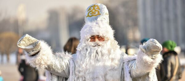 Кыргызский Дед Мороз — Аяз ата. Архивное фото - Sputnik Кыргызстан