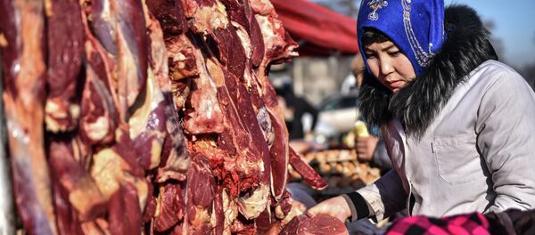 Новогодняя ярмарка в Бишкеке - Sputnik Кыргызстан