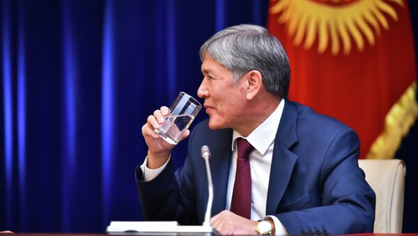 Президент Кыргызской Республики Алмазбек Атамбаев - Sputnik Кыргызстан