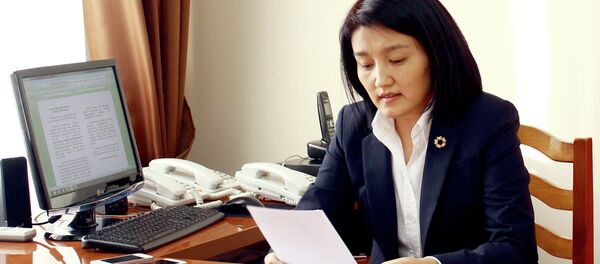 Министр образования и науки КР Эльвира Сариева. Архивное фото - Sputnik Кыргызстан