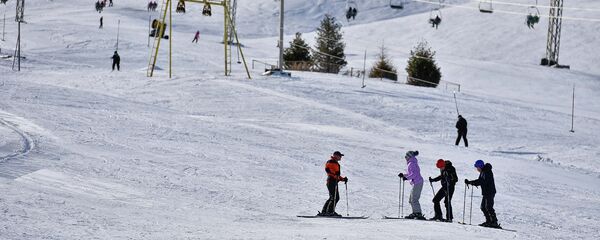 Лыжа базасындагы эс алуучулар. Архив - Sputnik Кыргызстан