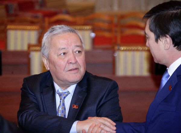 Архив: депутат от фракции СДПК Эркин Сакебаев - Sputnik Кыргызстан