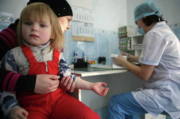 Лечение и профилактика гриппа и ОРВИ у детей - Sputnik Кыргызстан