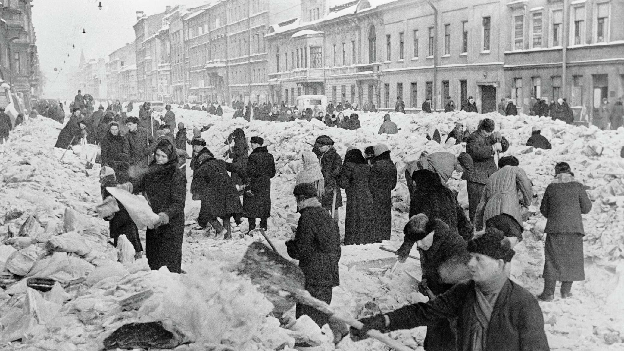 Международная блокада. Блокада Ленинграда 1941-1944 27 января. Блокадный Ленинград 1943. Блокада Ленинграда зима.